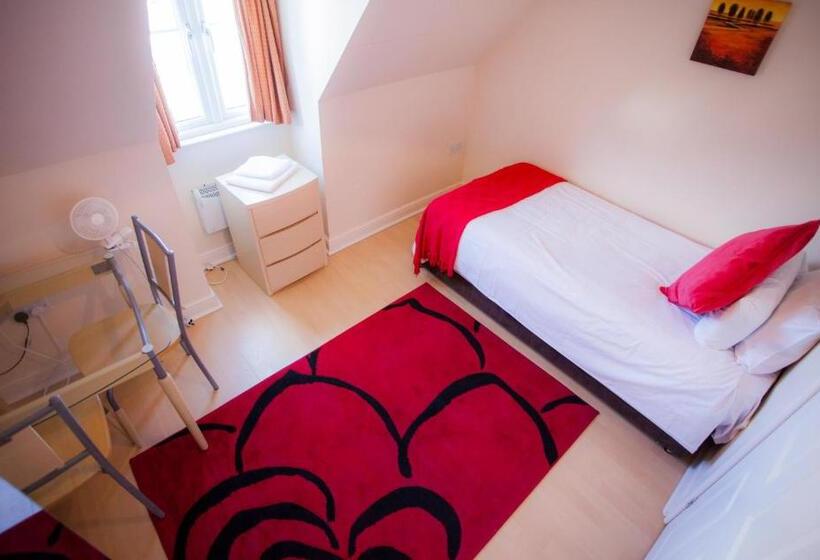 ３ベッドルームアパートメント, Albion House