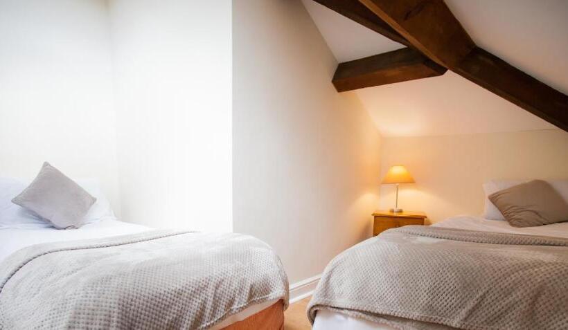 ２ベッドルームアパートメント, Albion House