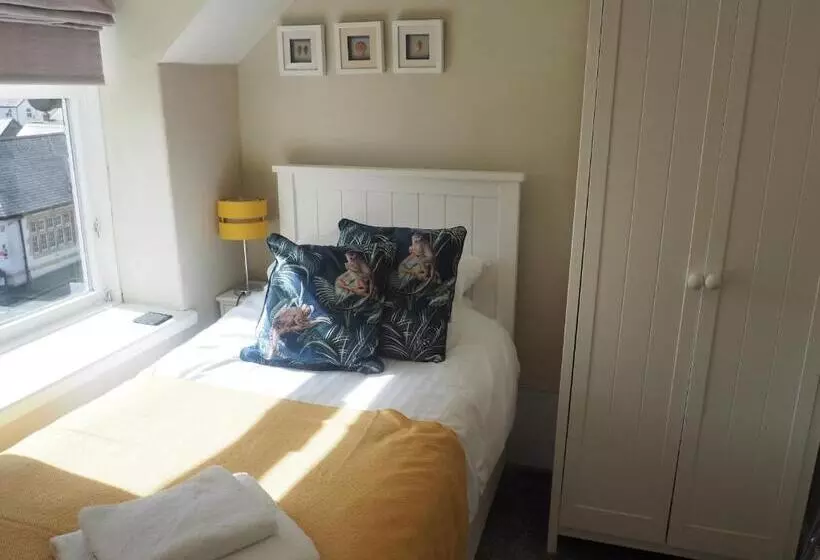 Habitació Triple Clàssica, South View Guest House