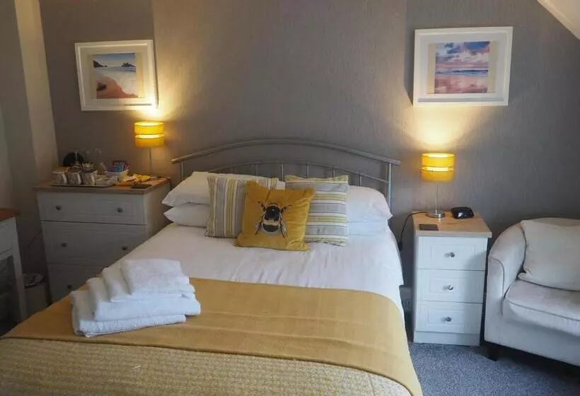 Habitació Triple Clàssica, South View Guest House