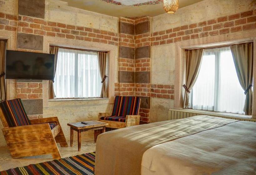 Люкс с гидромассажем, House 1938 Special Cave
