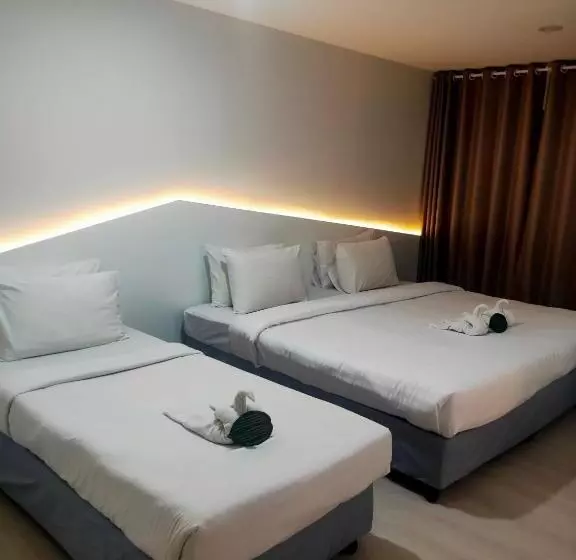 スタンダードトリプルルーム, Bed By Boat @nonthaburi Pier
