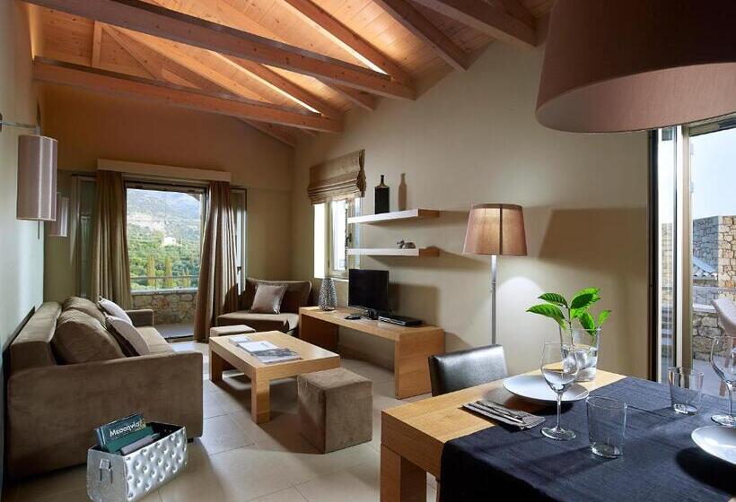 スイート, Anaxo Resort