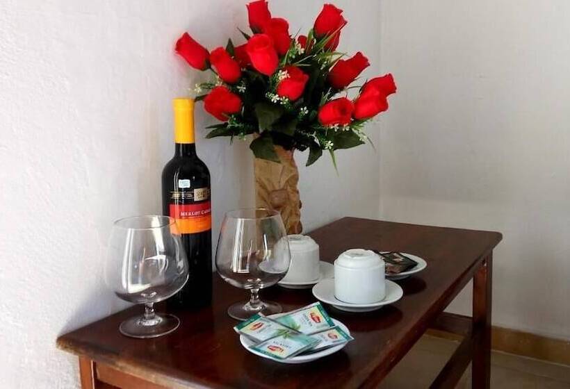 디럭스 룸, Anthula Sun