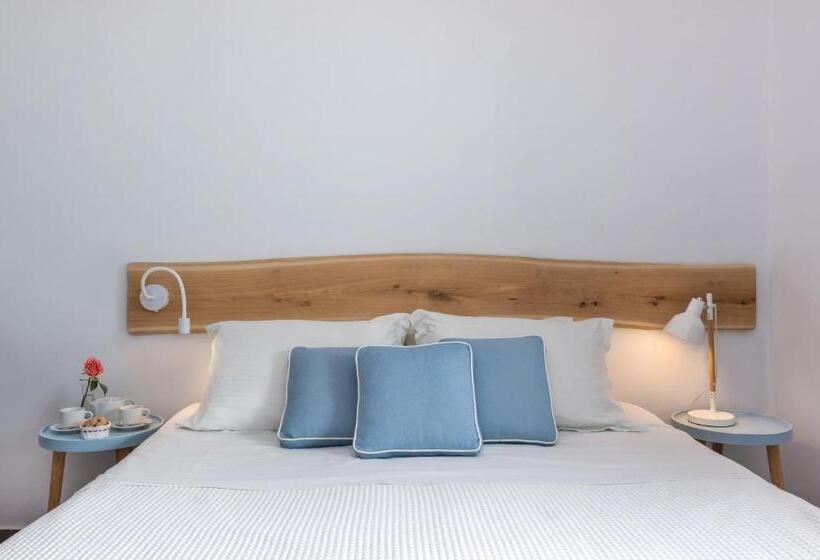 Habitación Superior, Galini