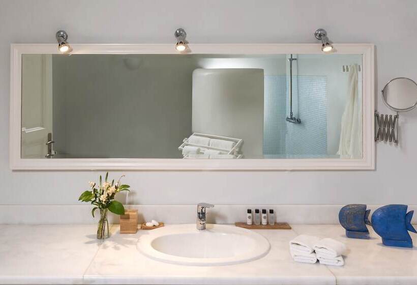 Habitación Estándar, Galini