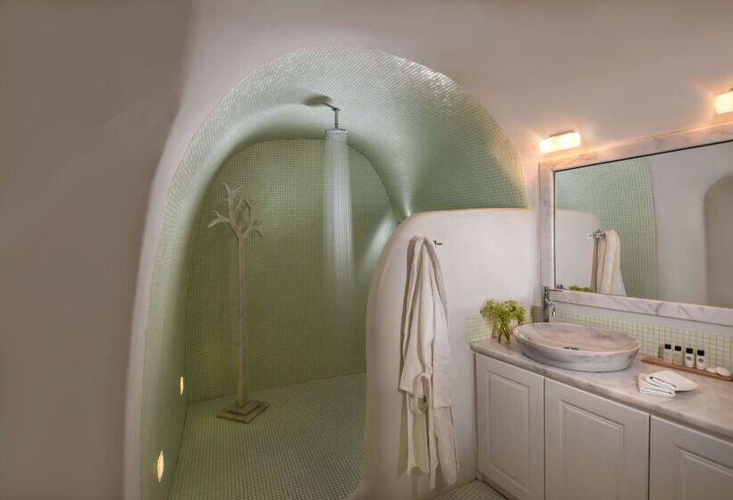 Habitación Estándar, Galini