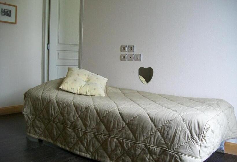 غرفة عائلية, Lac Des Graves