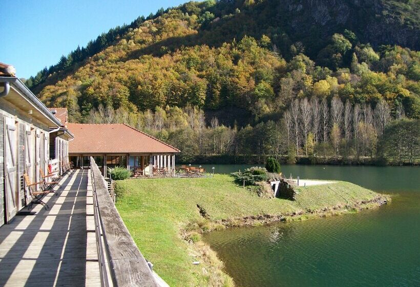 غرفة قياسية مطلّة علي البحيرة, Lac Des Graves