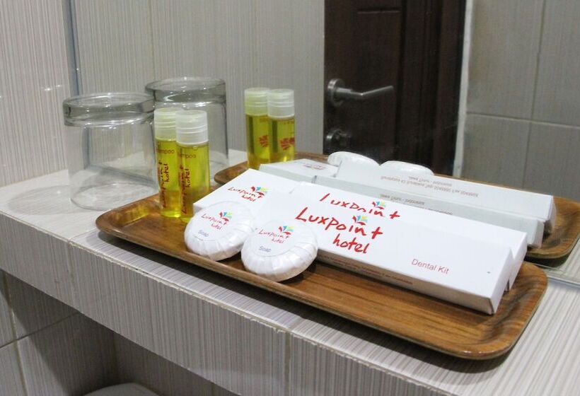 Standard Værelse, Luxpoint Hotel Surabaya