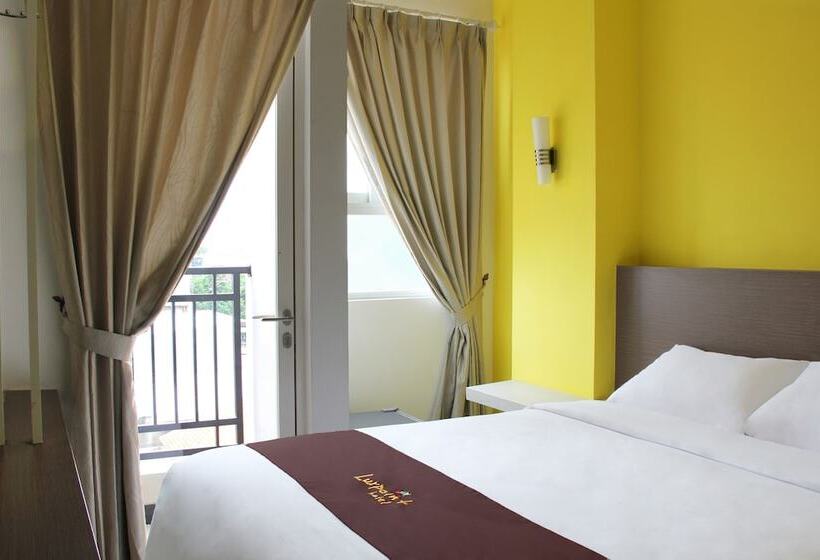 Standard Værelse, Luxpoint Hotel Surabaya