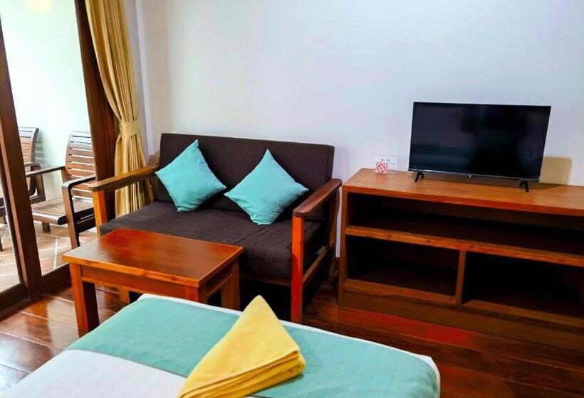 Quarto standart com varanda, Phuket Meet Holiday Hotel Rawai 普吉岛相遇花园度假酒店 拉威店