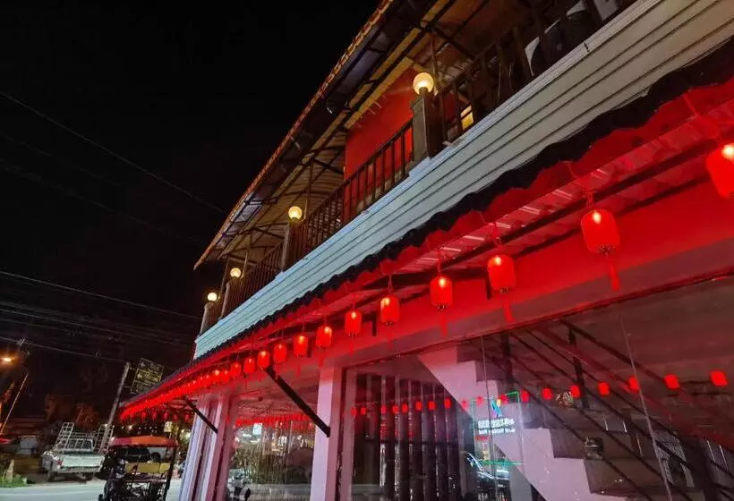 プールの見えるスタンダードトリプルルーム, Phuket Meet Holiday Hotel Rawai 普吉岛相遇花园度假酒店 拉威店