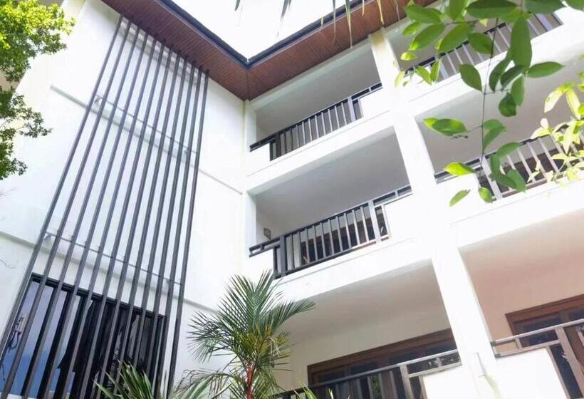 Номер Стандарт с Балконом, Phuket Meet Holiday Hotel Rawai 普吉岛相遇花园度假酒店 拉威店