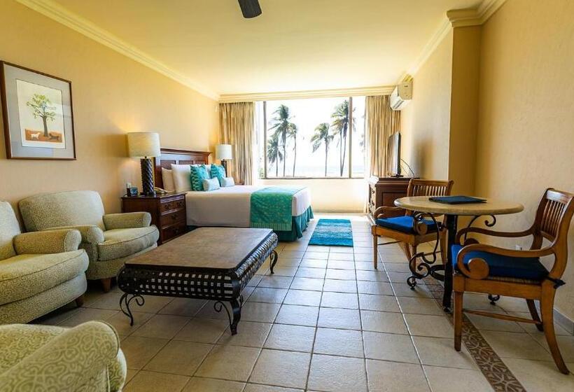 סוויטת ג'וניור, Pierre Mundo Imperial Riviera Diamante Acapulco