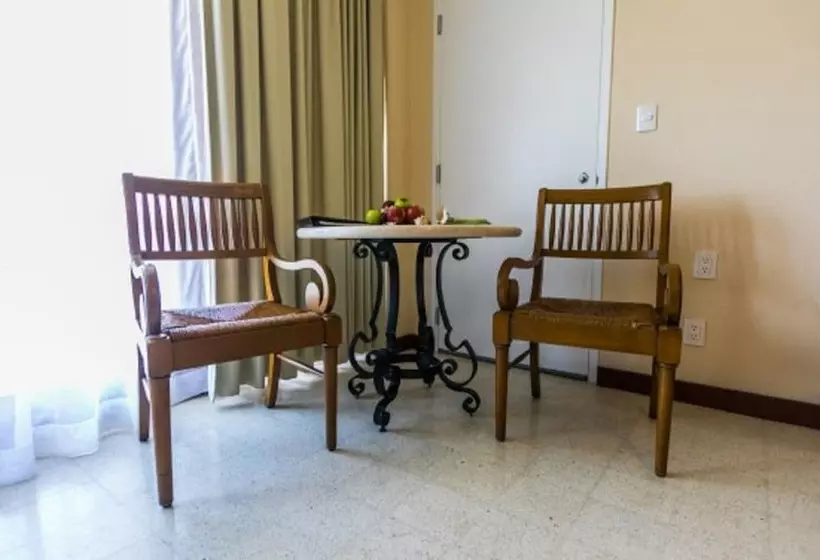 オーシャンビュースーペリアールーム, Pierre Mundo Imperial Riviera Diamante Acapulco