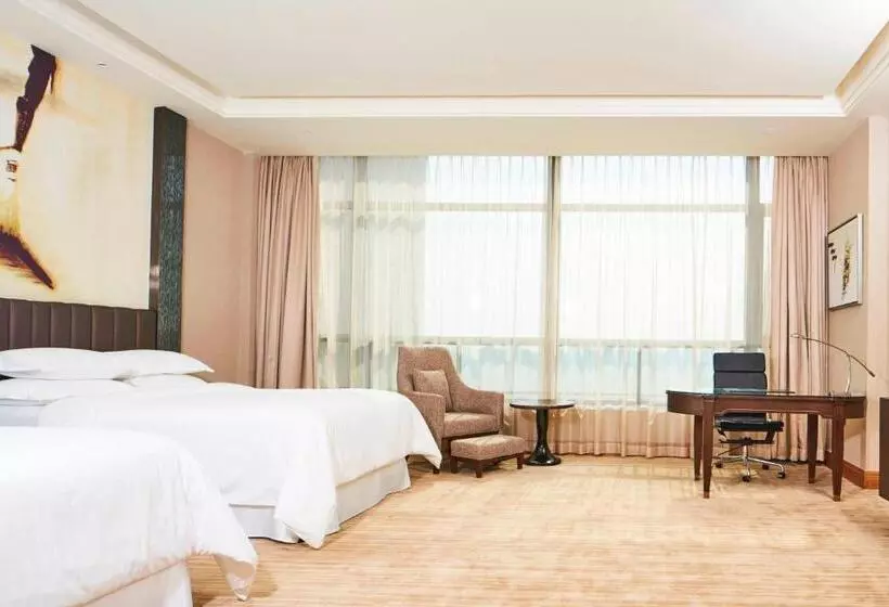 キングサイズベッドのデラックスルーム, Sheraton Chuzhou