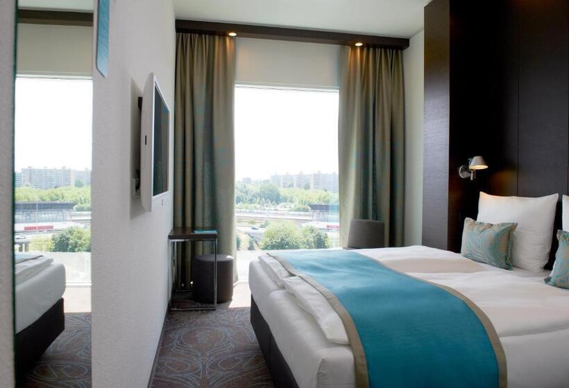 Standard Room, Motel One Amsterdam