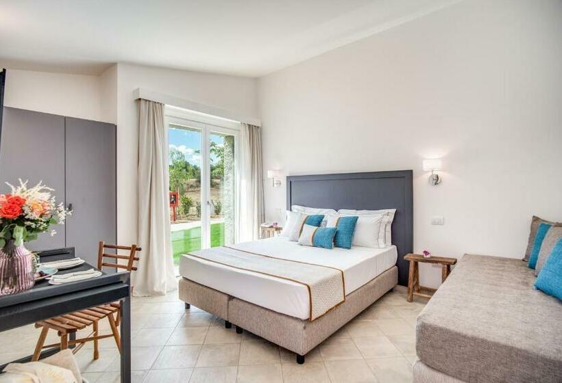 Трехместный Президентский, Cala Sinzias Resort