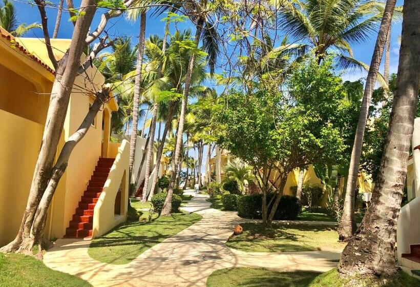 آپارتمان 1 خوابه با چشمانداز استخر, Villas Los Corales Long Term Bavaro Bbq Wifi Beach Club & Spa