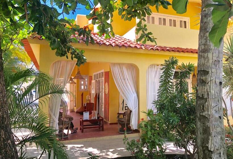 آپارتمان 1 خوابه با چشمانداز استخر, Villas Los Corales Long Term Bavaro Bbq Wifi Beach Club & Spa