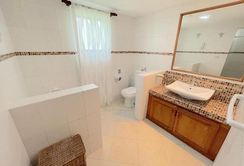 ویلای 1 خوابه با چشمانداز باغ, Villas Los Corales Long Term Bavaro Bbq Wifi Beach Club & Spa