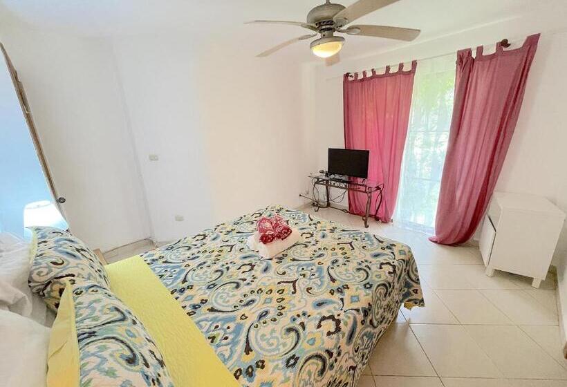 ویلای 1 خوابه با چشمانداز باغ, Villas Los Corales Long Term Bavaro Bbq Wifi Beach Club & Spa