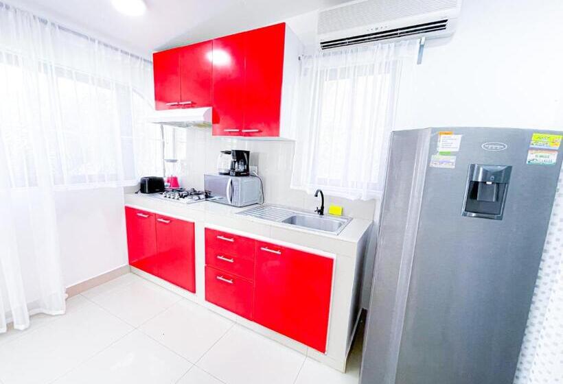 ویلای لوکس 1 خوابه, Villas Los Corales Long Term Bavaro Bbq Wifi Beach Club & Spa