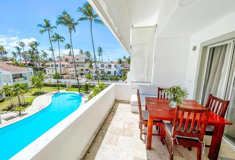 1 Bedroom Penthouse Apartment, Villas Los Corales Long Term Bavaro Bbq Wifi Beach Club & Spa