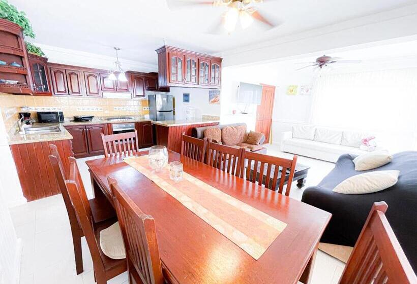 آپارتمان 1 خوابه با بالکن, Villas Los Corales Long Term Bavaro Bbq Wifi Beach Club & Spa
