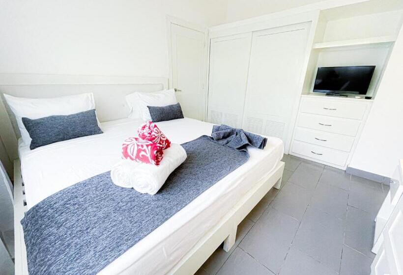 ویلای 1 خوابه با چشمانداز دریا, Villas Los Corales Long Term Bavaro Bbq Wifi Beach Club & Spa