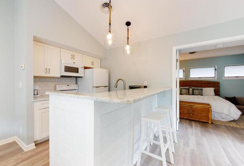 شقة غرفة واحدة, Sea Colony   4503 Tie Breaker