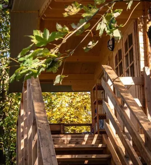 کلبه ییلاقی, Albavillage Hotel Wellness & Camping