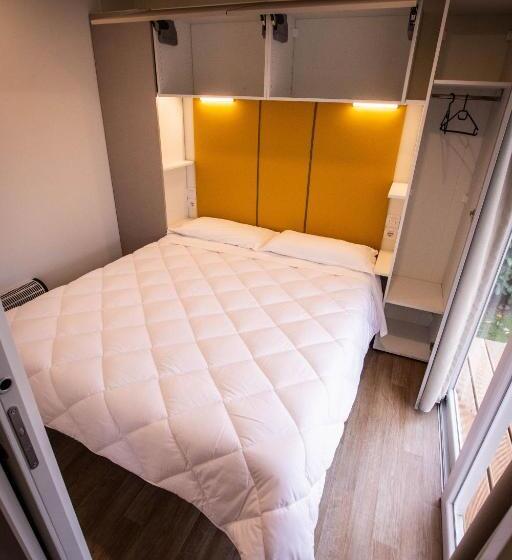 Дом 1 Спальня, Albavillage Hotel Wellness & Camping