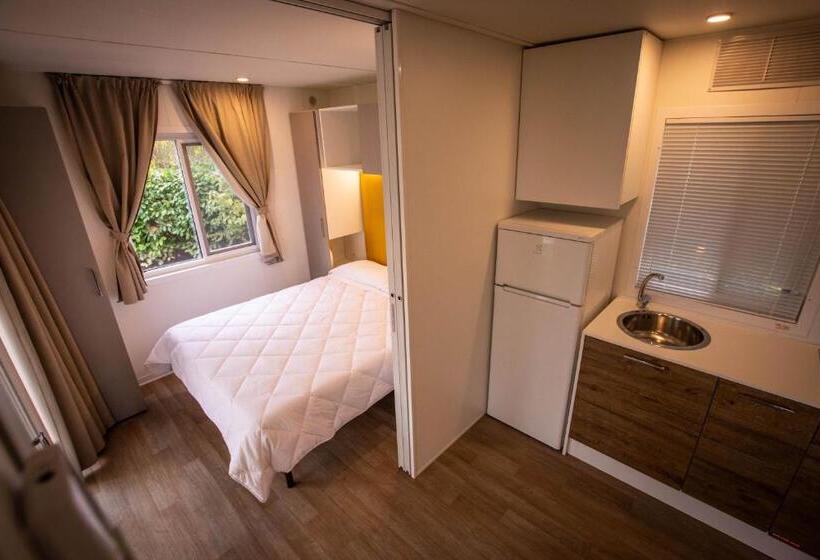 Дом 1 Спальня, Albavillage Hotel Wellness & Camping