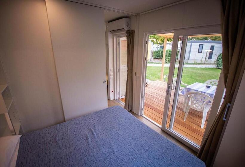 Дом 1 Спальня, Albavillage Hotel Wellness & Camping