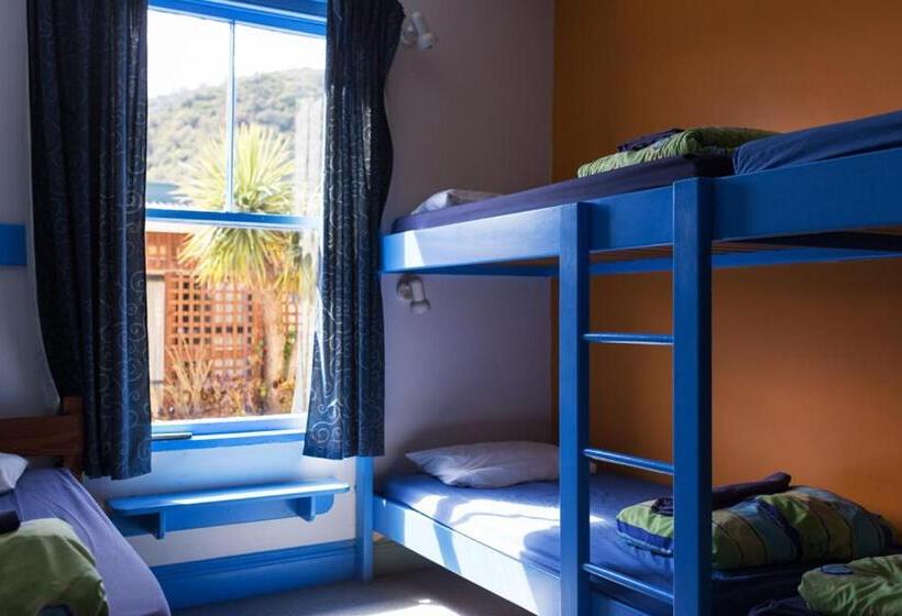تختخواب در اتاق مشترک, Sequoia Lodge Backpackers
