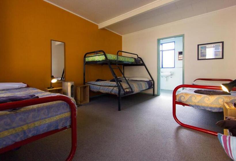Семейный Номер, Sequoia Lodge Backpackers