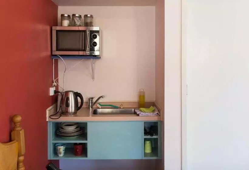 اتاق استاندارد سه نفره, Sequoia Lodge Backpackers