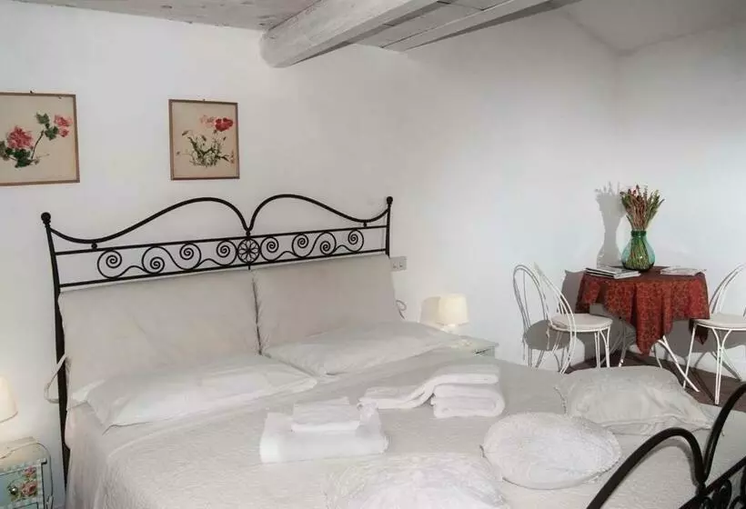 スタンダードルーム, B&b Al Castello Di Fabro