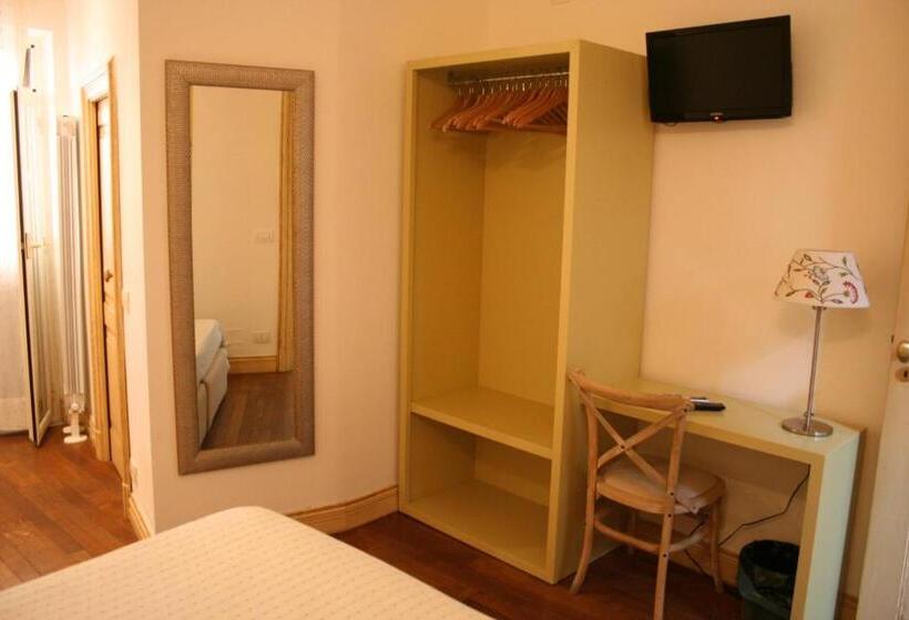 Трехместный Номер Стандарт с Балконом, Camere A Sud