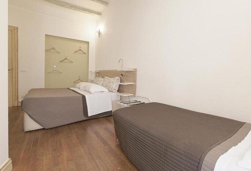 Трехместный Номер Стандарт с Балконом, Camere A Sud