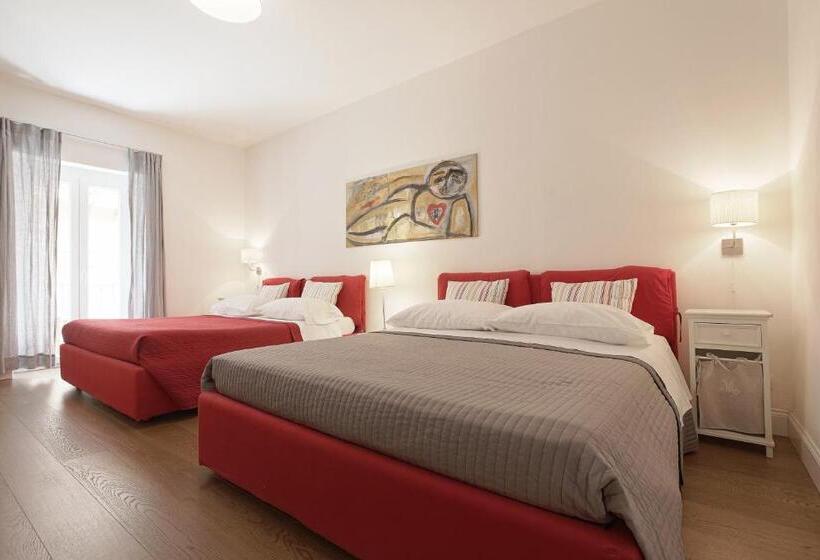 Четырехместный Номер Стандарт с Балконом, Camere A Sud