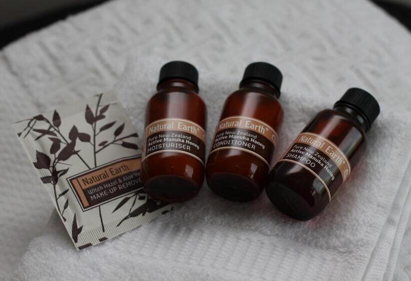 اتاق لوکس, Richmond Farm Lodge