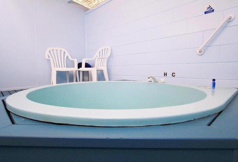 חדר סופריור מיטת קווין, Golden Glow Motel