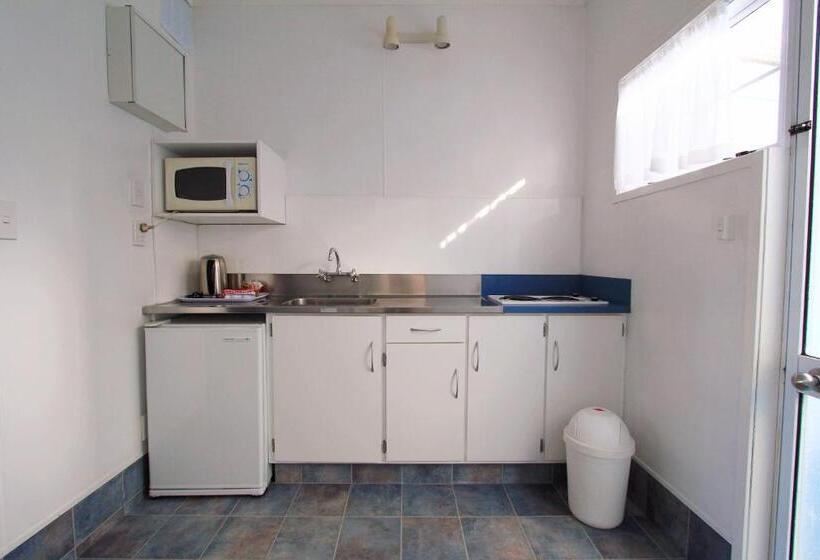 חדר סופריור מיטת קווין, Golden Glow Motel