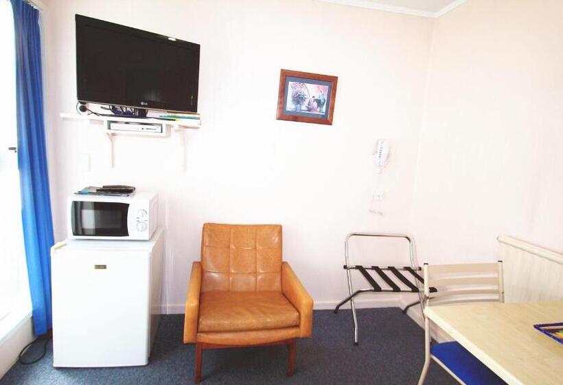 דירת חדר ללא מטבח, Golden Glow Motel