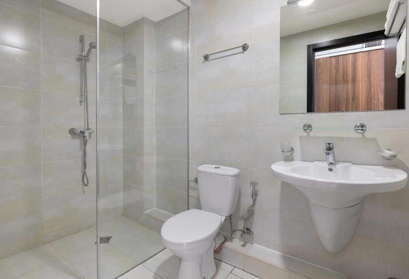 Номер Deluxe, Iveria Inn