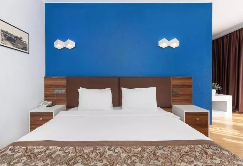 اتاق لوکس, Iveria Inn