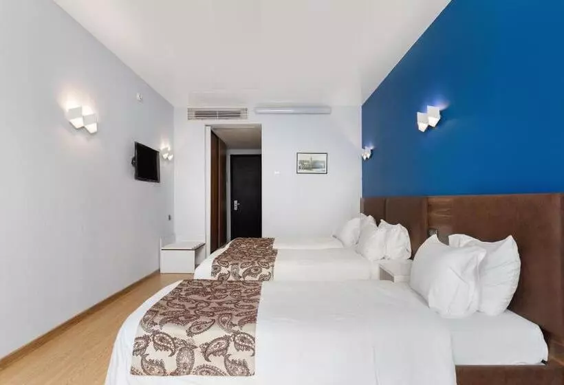 اتاق استاندارد سه نفره, Iveria Inn